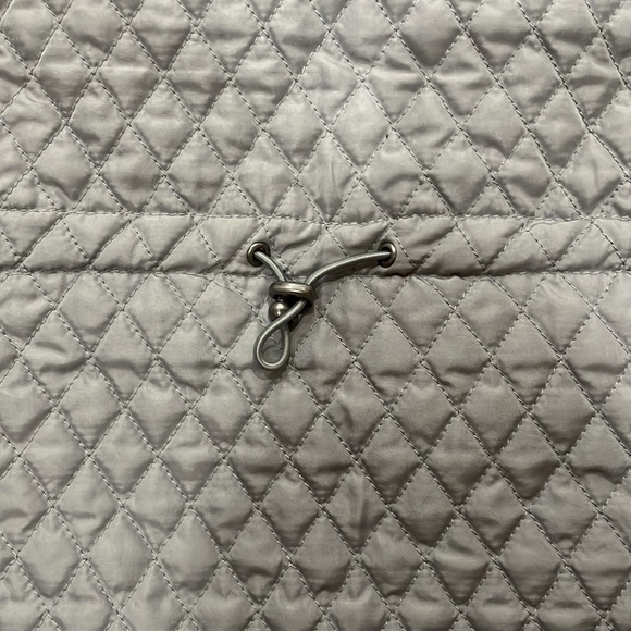 Relativity Light Grey Vest (Medium) - Picture 4 of 6